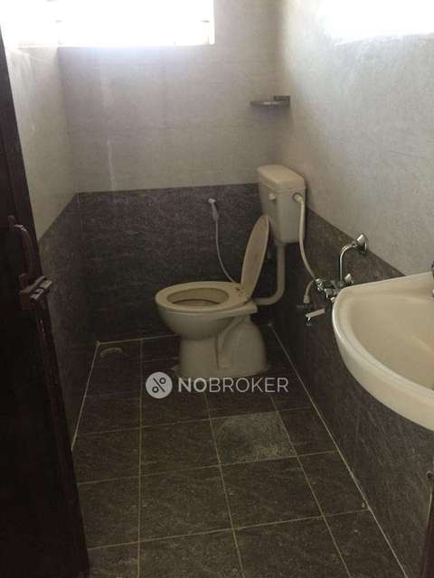 4+ BHK Flat For Sale  In Venkatapura