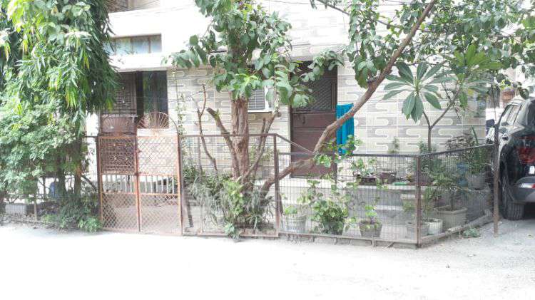 1 BHK House for Rent  In Rohini 