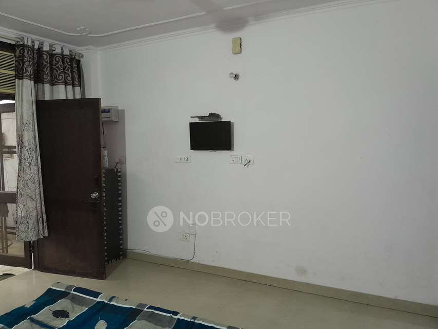 1 BHK Flat In Standalone Building  for Rent  In Sector 24