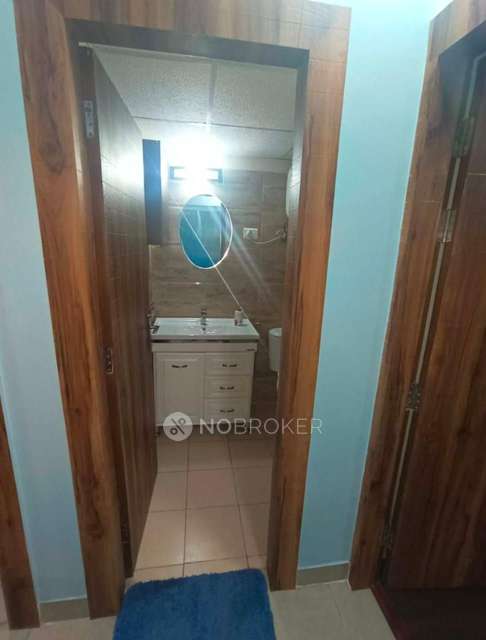 2 BHK Flat In Ajnara Le Garden, Sector 16 For Sale  In Sector 16