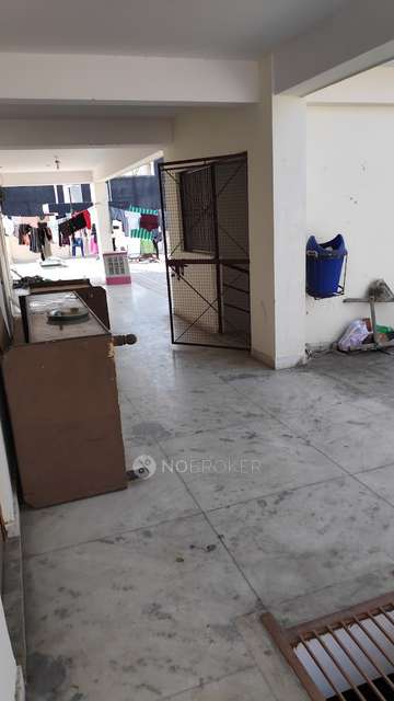 PG for Boys in Sector 44