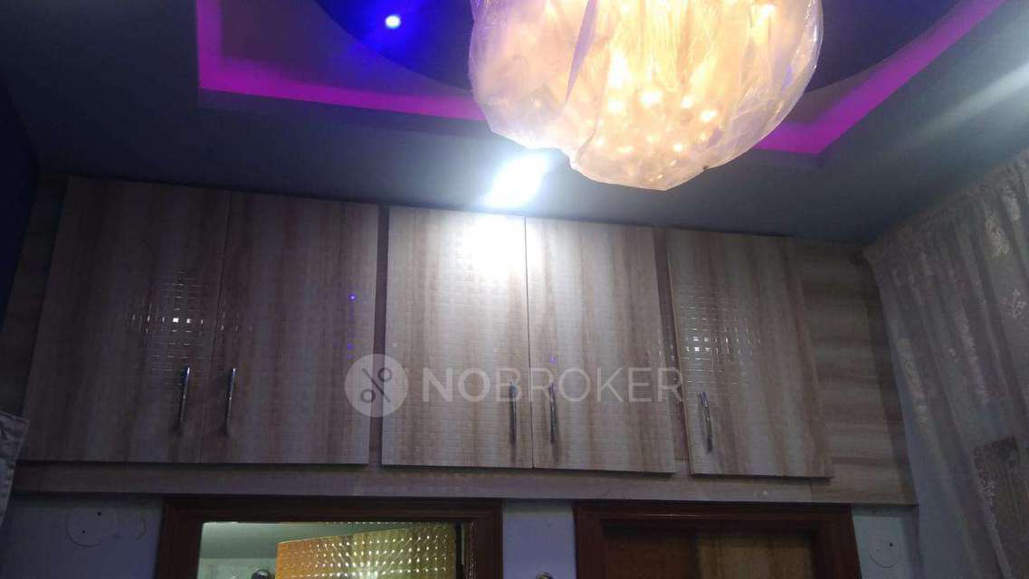 4+ BHK Flat In Stand Alone Building  For Sale  In  Kishan Bagh