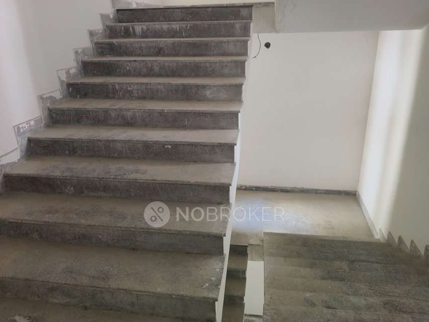 3 BHK Flat In Vasavi Lake City, Hafeezpet For Sale  In Hafeezpet