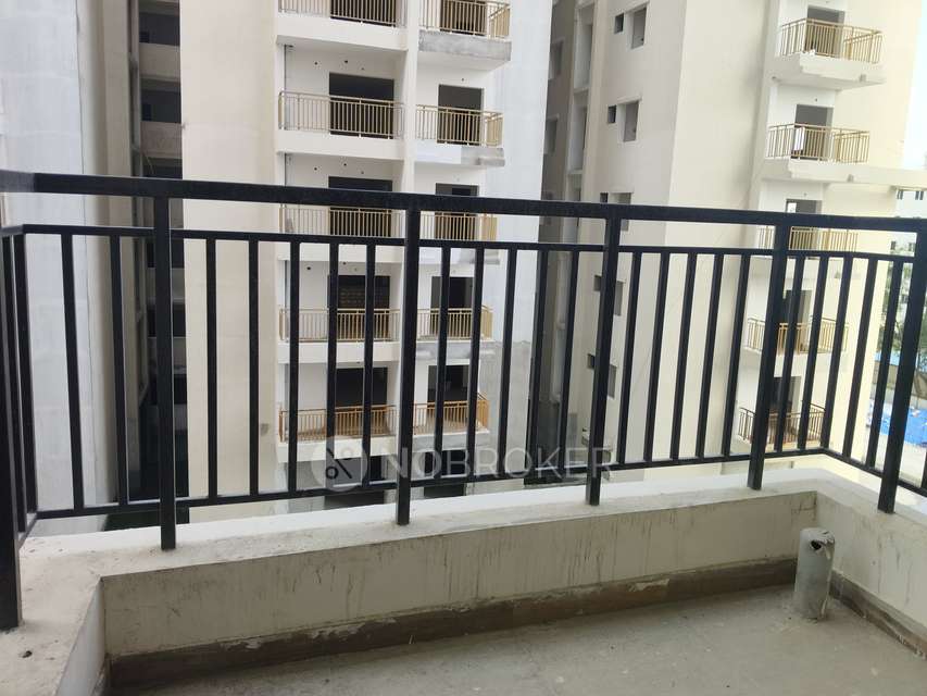 3 BHK Flat In Vasavi Lake City, Hafeezpet For Sale  In Hafeezpet