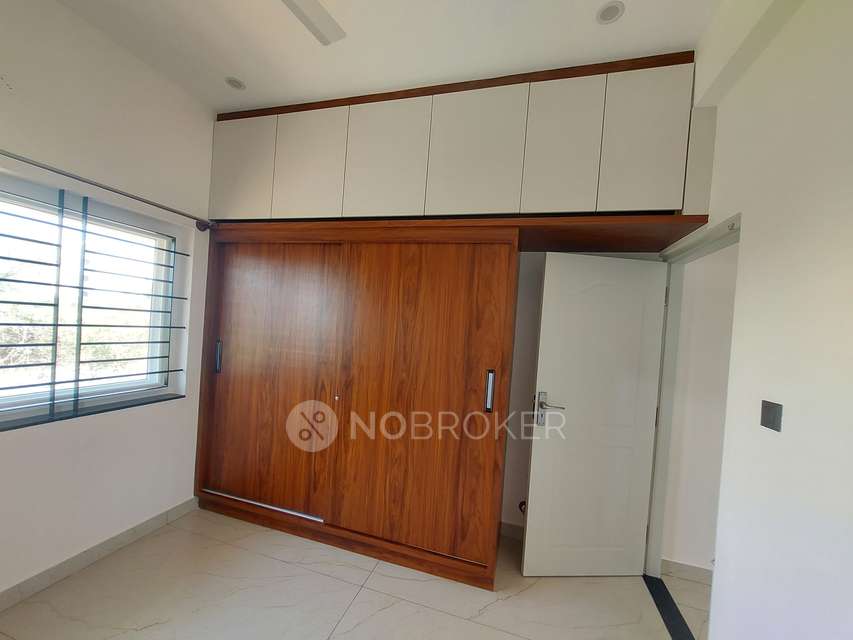 2 BHK Flat In Provident Park Square, Judicial Layout 2nd Phase for Rent  In Vakil Garden City