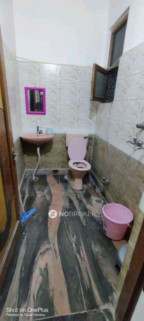 3 BHK Flat For Sale  In Jhilmil Colony