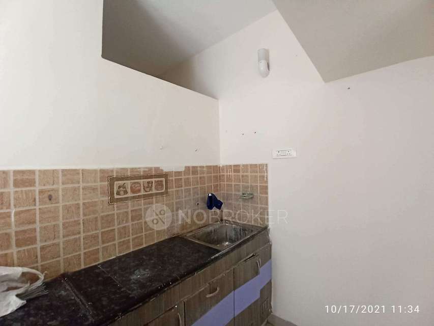 2 BHK Flat In Legacy Homes Apartment For Sale  In Medavakkam