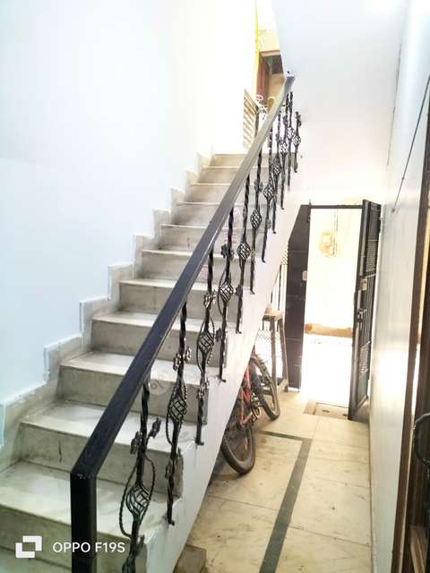 2 BHK Flat For Sale  In Laxmi Nagar