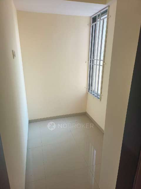 2 BHK Flat In Regal Square - Phase 1 For Sale  In Bhadwad Gaon, Sonale Village