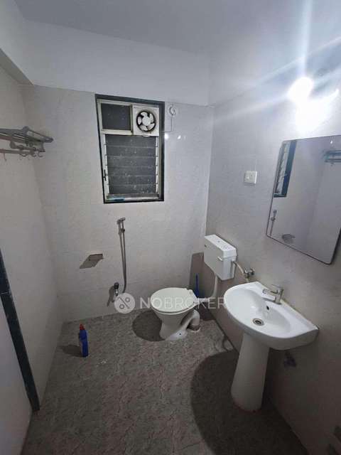 2 BHK Flat In Venkatesh Imperia For Sale  In Punawale