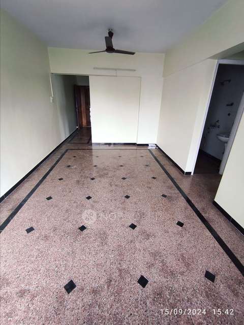 2 BHK Flat In Hema Park Tower Co-operative Housing Society For Sale  In Bhandup East