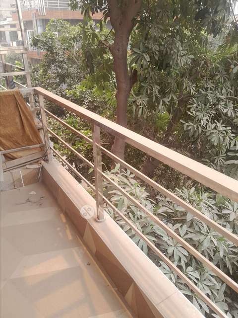 1 RK House for Rent  In Executive Villa Lane