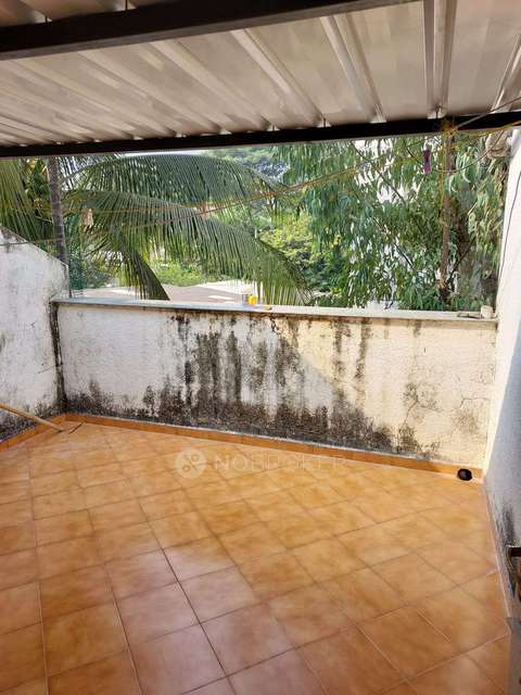 Shared Room for Male In 3 BHK  In Aundh