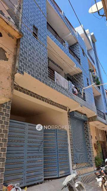 Shop in Sector 9b,, Gurgaon for Rent 