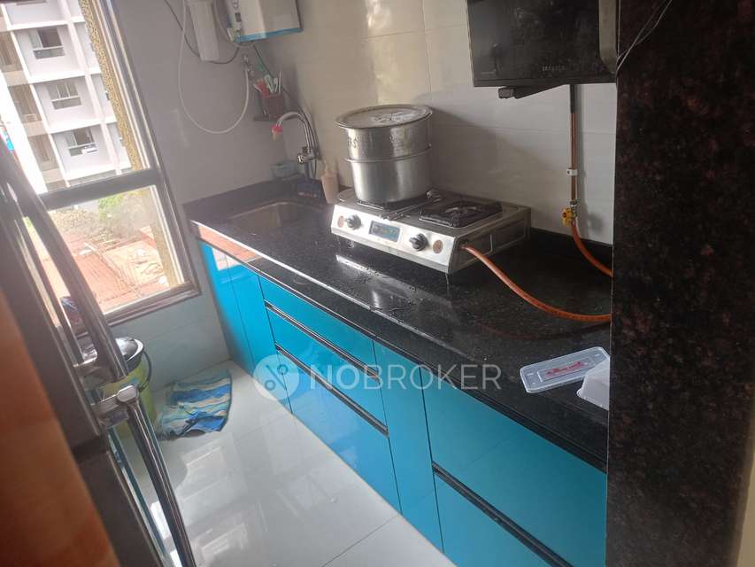 2 BHK Flat In Dgs Sheetal Dharmaraj , Malad West For Sale  In Malad West