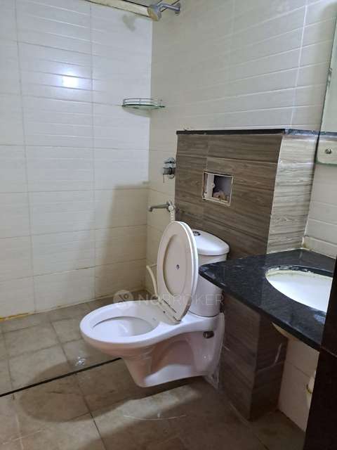 2 BHK Flat In Eshwari Oak Dale For Sale  In Kothnur
