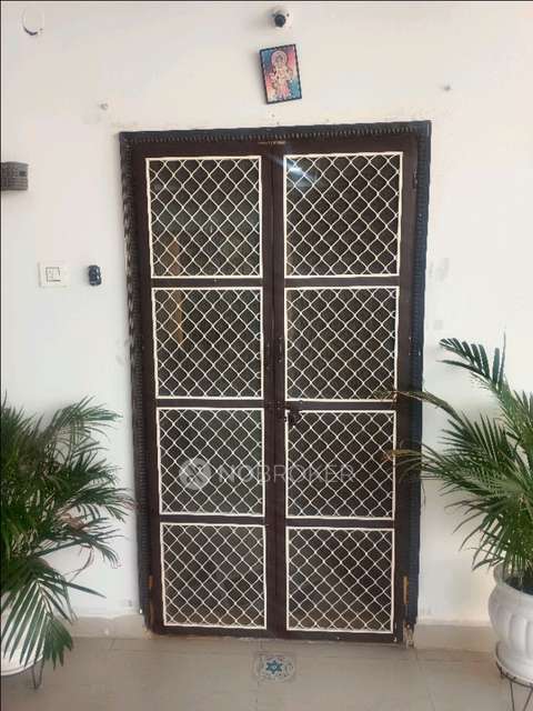 2 BHK Flat In Skt Vishnu Srinivasam Apartments For Sale  In Mallapur