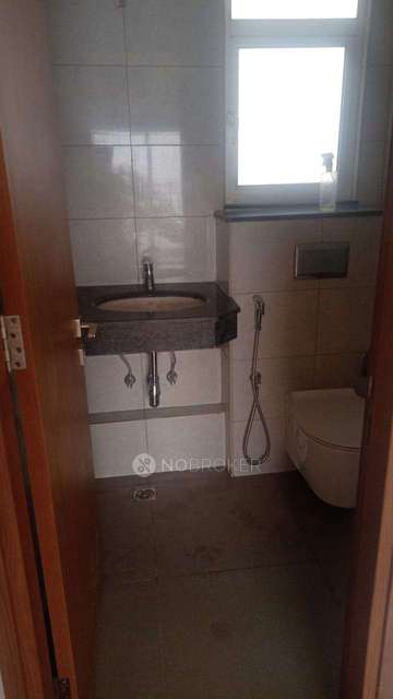 2 BHK Flat In Godrej Woods, Sector 43 For Sale  In Sector 43