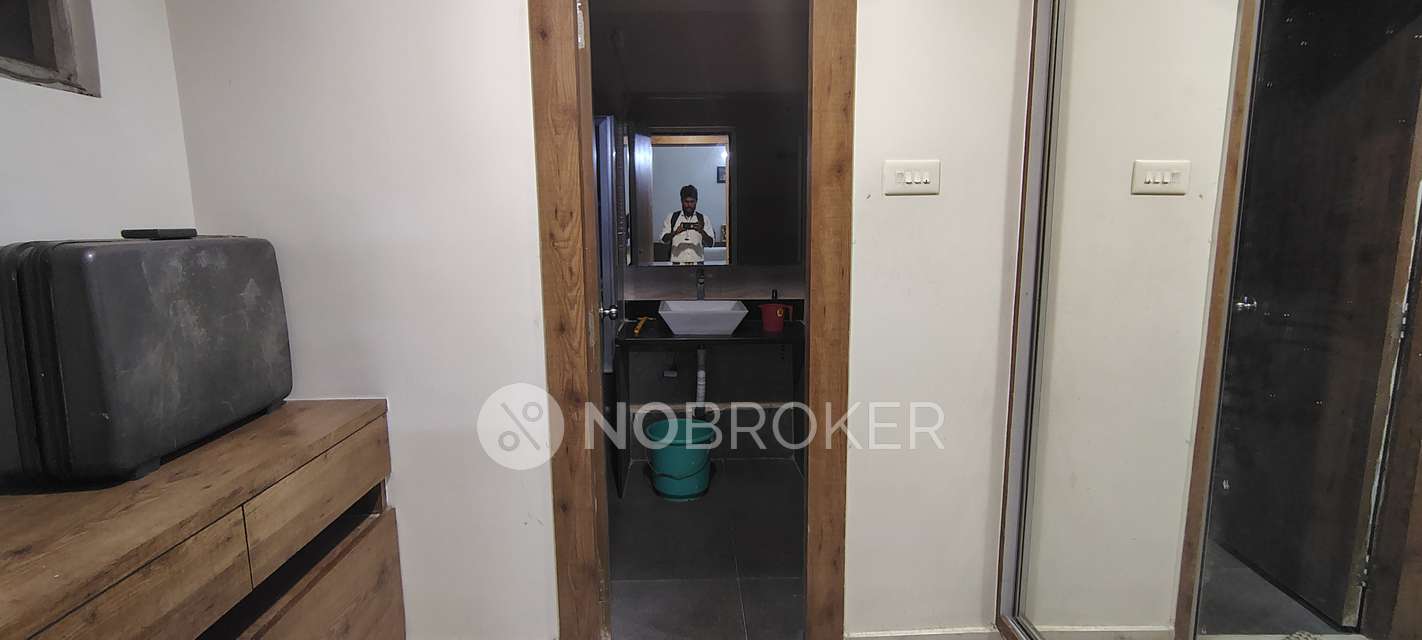 3 BHK Flat In Vasavi  Grand Vista For Sale  In Trimulgherry