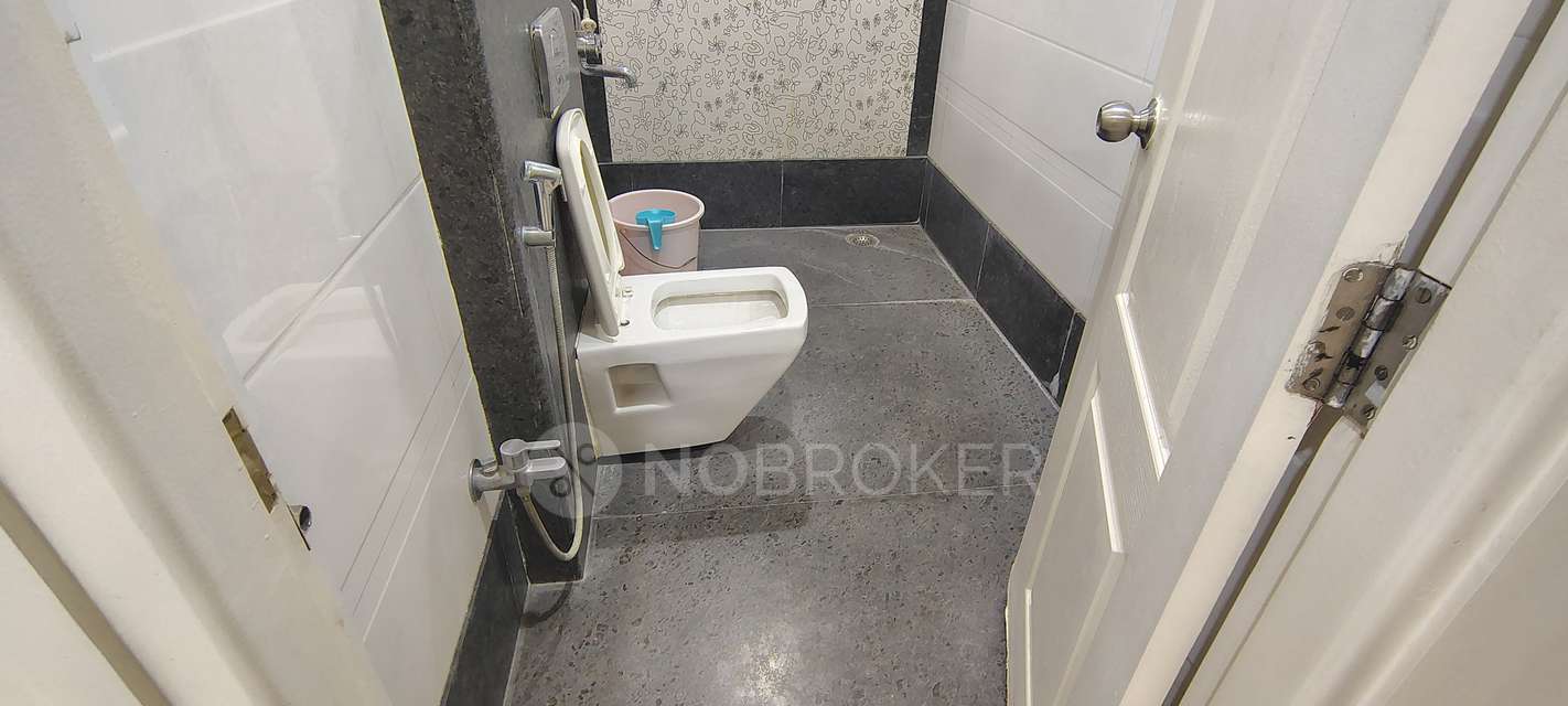 3 BHK Flat In Vasavi  Grand Vista For Sale  In Trimulgherry