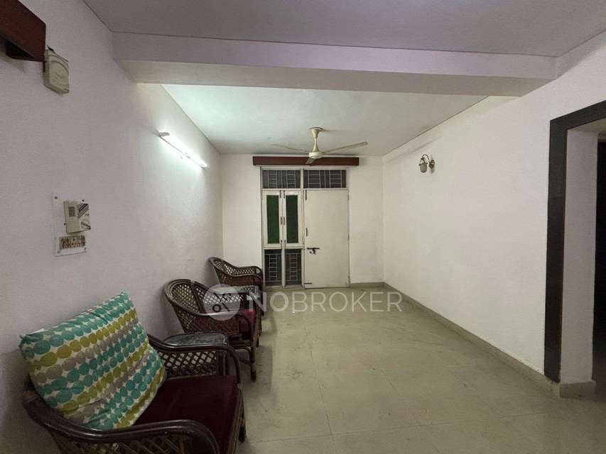 3 BHK Flat In Nilgiri Appartment  for Rent  In Sector 34