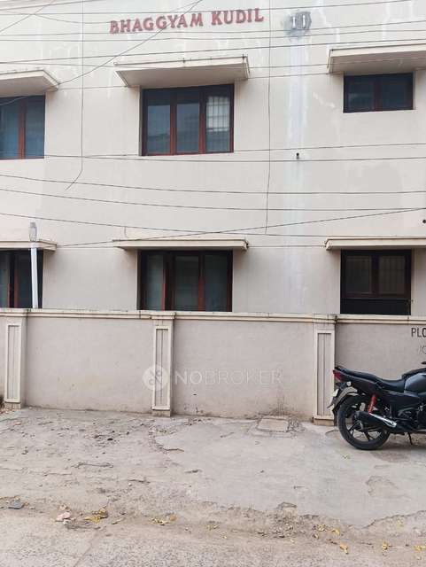 2 BHK Flat In Bhagyam Kudil For Sale  In Chrompet