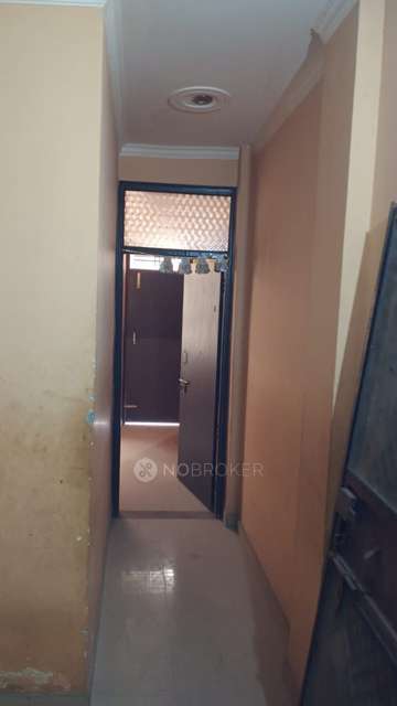 1 BHK Flat In Parlament Apartment  For Sale  In Madhu Vihar