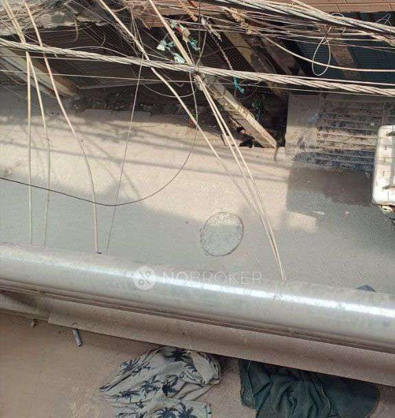 1 BHK Flat In Parlament Apartment  For Sale  In Madhu Vihar