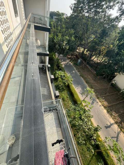 Commercial Property in Delta Iii, Greater Noida for Rent 