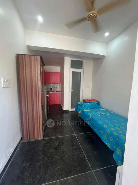 Commercial Property in Delta Iii, Greater Noida for Rent 