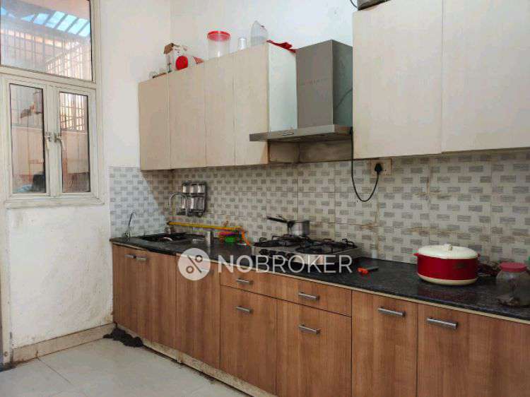 PG for Girls in Sector 17a