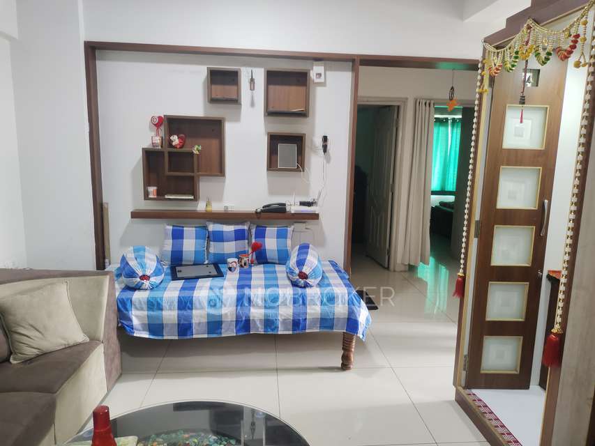 2 BHK Flat In Sri Heights, Rayasandra For Sale  In Rayasandra