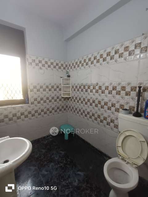 2 BHK Flat In Alaknanda Apartment For Sale  In  Surya Nagar