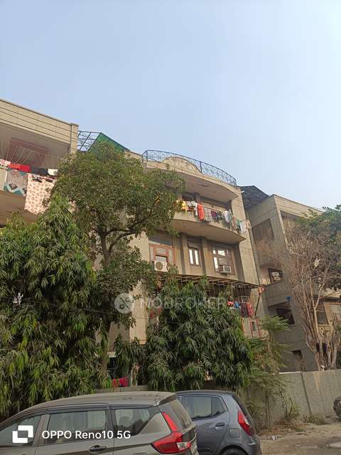 2 BHK Flat In Alaknanda Apartment For Sale  In  Surya Nagar