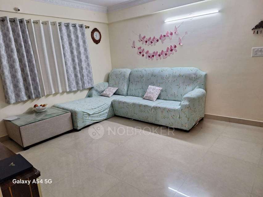 2 BHK Flat In Mc Sarovar For Sale  In K.r. Puram