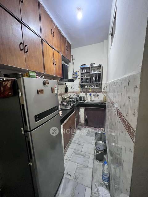 2 BHK Flat In Sb For Sale  In Rohini