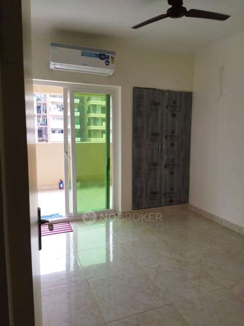 3 BHK Flat In Gaur Siddartahm for Rent  In Plot No. Bs08, National Highway 24, Siddharth Vihar, Pratap Vihar, Ghaziabad, Uttar Pradesh 201009