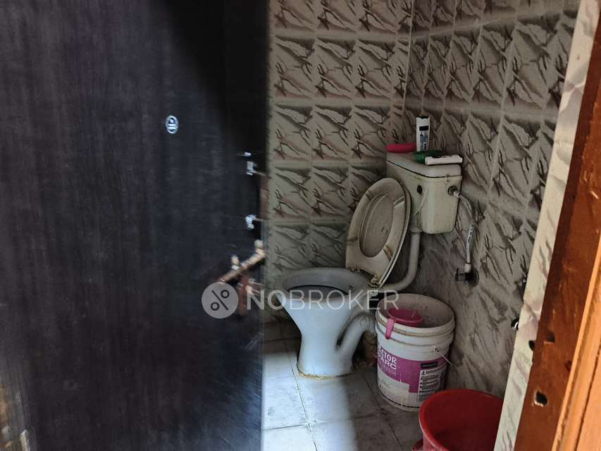 2 BHK Flat In Sri Sai Shravani Nilayanam For Sale  In Malla Reddy Nagar Colony