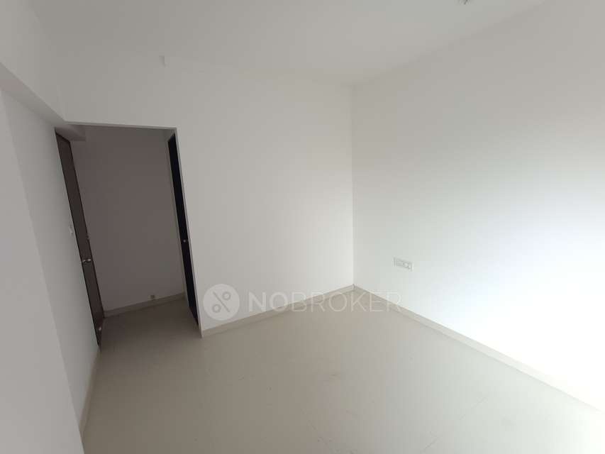 1 BHK Flat In Uk Iridium For Sale  In Kandivali East