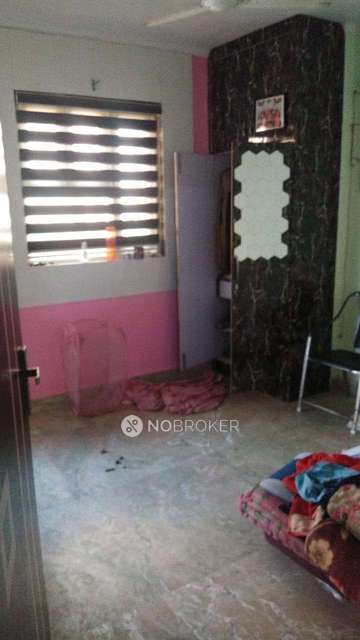 3 BHK Flat In Baldev Park  For Sale  In Krishna Nagar