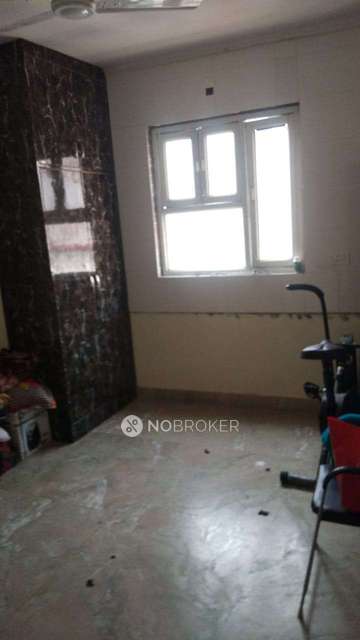 3 BHK Flat In Baldev Park  For Sale  In Krishna Nagar
