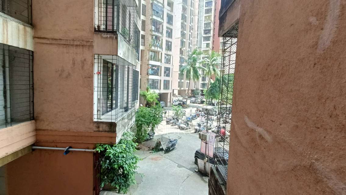 2 BHK Flat In New Richa Chs For Sale  In Mulund East