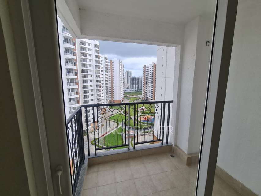 1 BHK Flat In Prestige Lake Ridge Phase 2 For Sale  In Uttarahalli