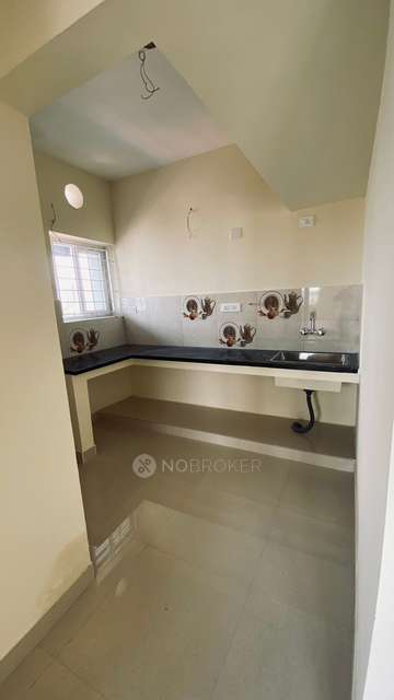 2 BHK Flat In Av Swarnamukhi For Sale  In Poonamallee