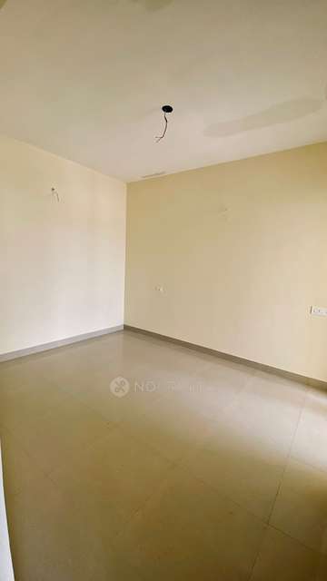 2 BHK Flat In Av Swarnamukhi For Sale  In Poonamallee