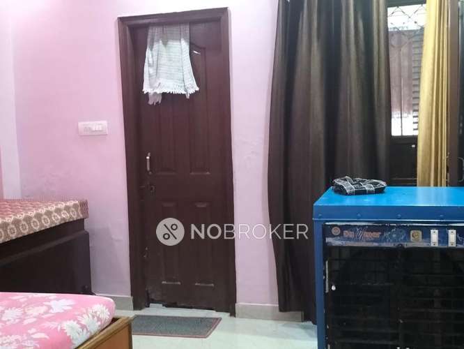 2 BHK Flat In Royal Garden Govind Puram For Sale  In Govindpuram