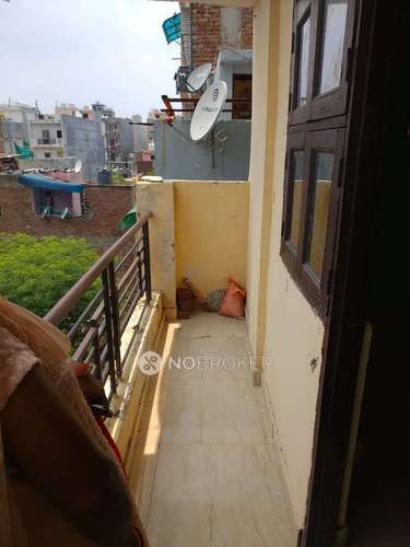 1 BHK Flat In Standalone Building  For Sale  In Uttam Nagar West