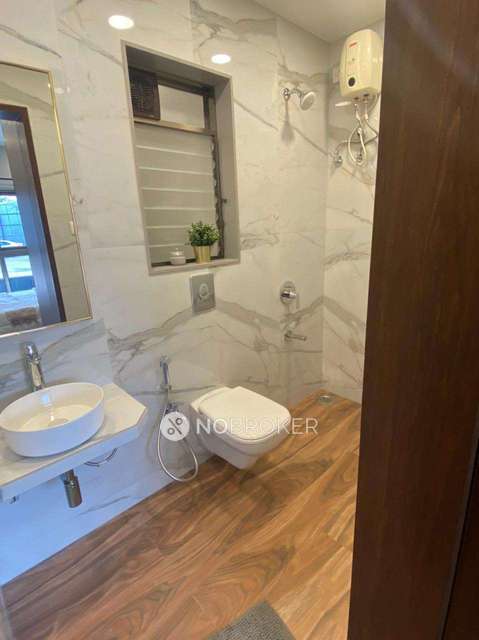 2 BHK Flat In Raunak Jigna Centrum For Sale  In Sion East