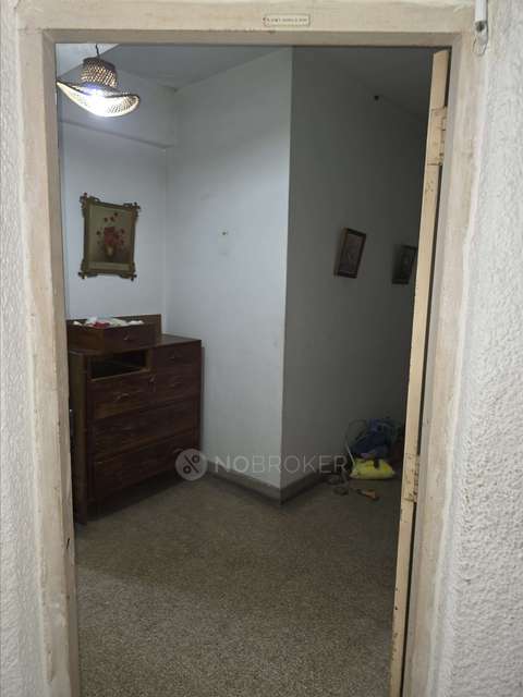 2 BHK Flat In Owners Court Society For Sale  In Egmore