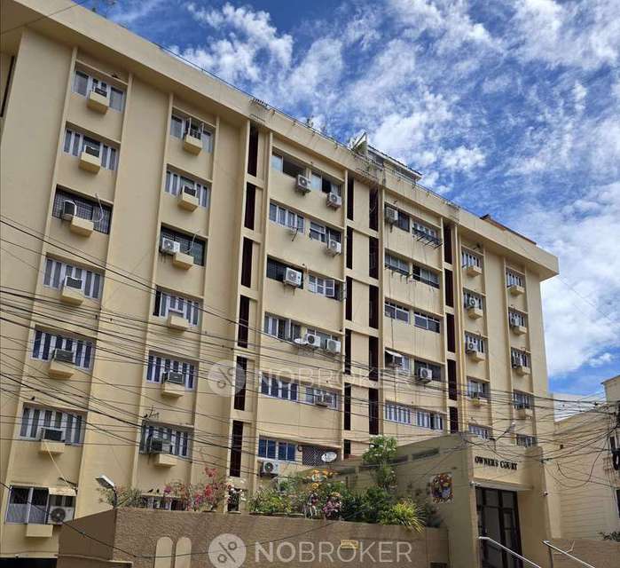 2 BHK Flat In Owners Court Society For Sale  In Egmore